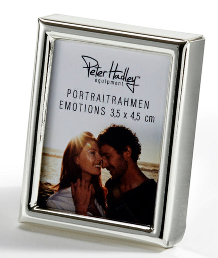 Peter Hadley Emotions 3,5 x 4,5 cm. silverplated, portretlijst