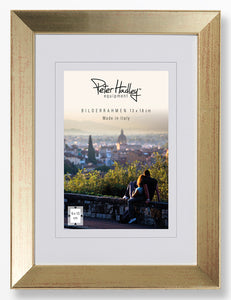 Peter Hadley Nina 13x18 cm. goud, houten fotolijst