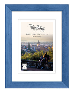 Peter Hadley Nina 13x18 cm. blauw, houten fotolijst