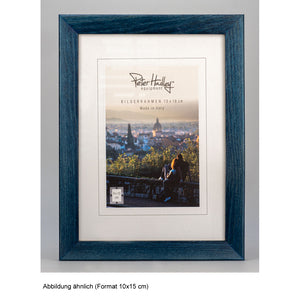 Peter Hadley Nina 10x15 cm. zee blauw, houten fotolijst