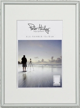 Peter Hadley Tibet aluminium lijst 20x30 cm. matzilver