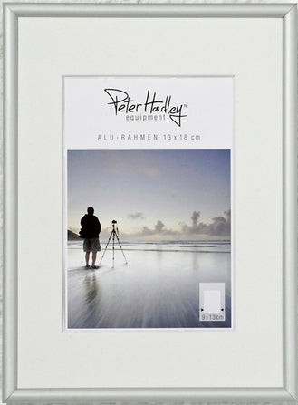 Peter Hadley Tibet aluminium lijst 40x50 cm. matzilver
