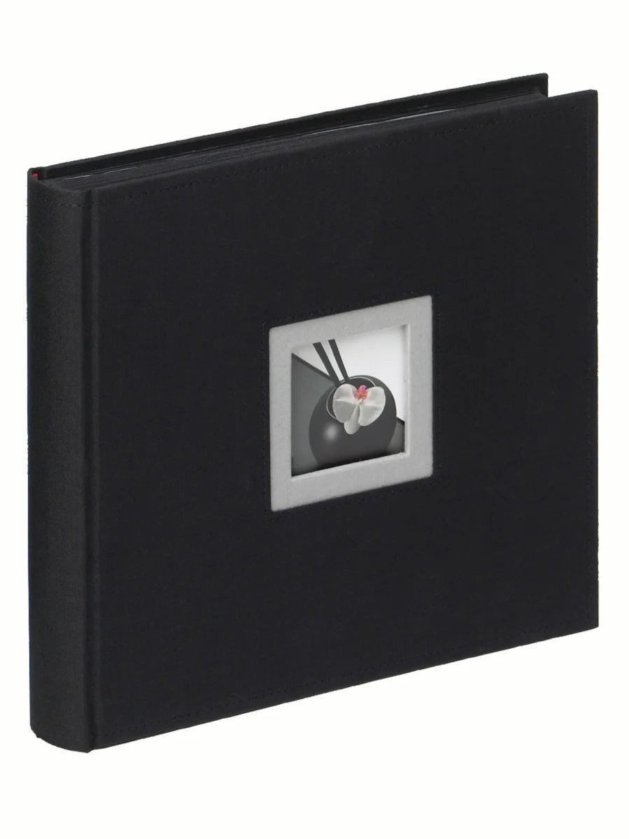 B&W photoalbum, black 26x25 cm