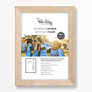 Peter Hadley Nina 21x29,7 cm. [=A4] naturel houten fotolijst