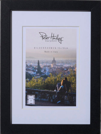 Alfo. Andria 40x50 cm. zwart, met 30x40 cm. Passe-partout (wit), houten fotolijst